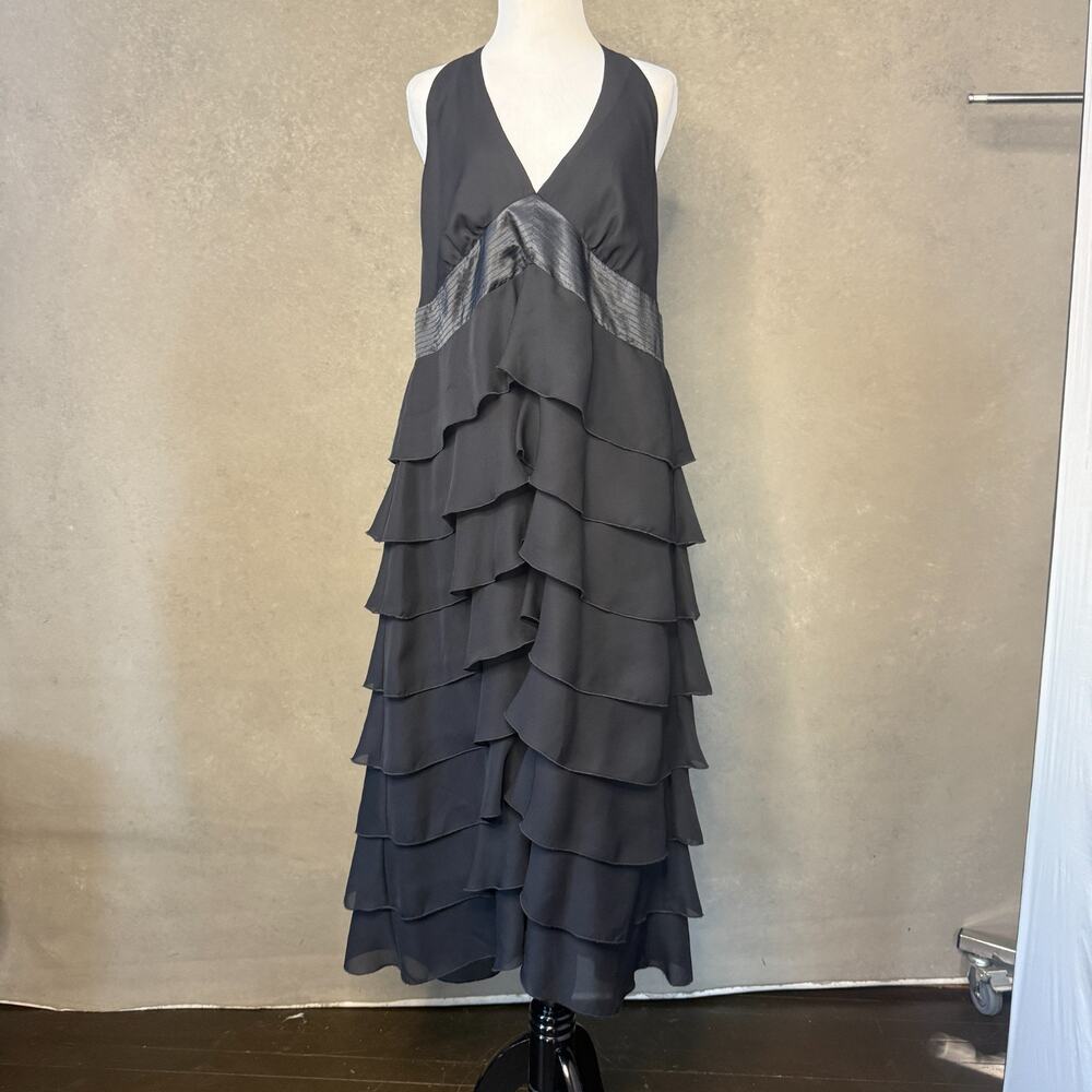 Amanda Smith Sz 16 Black Tiered Chiffon Evening Dress V-Neck Sleeveless